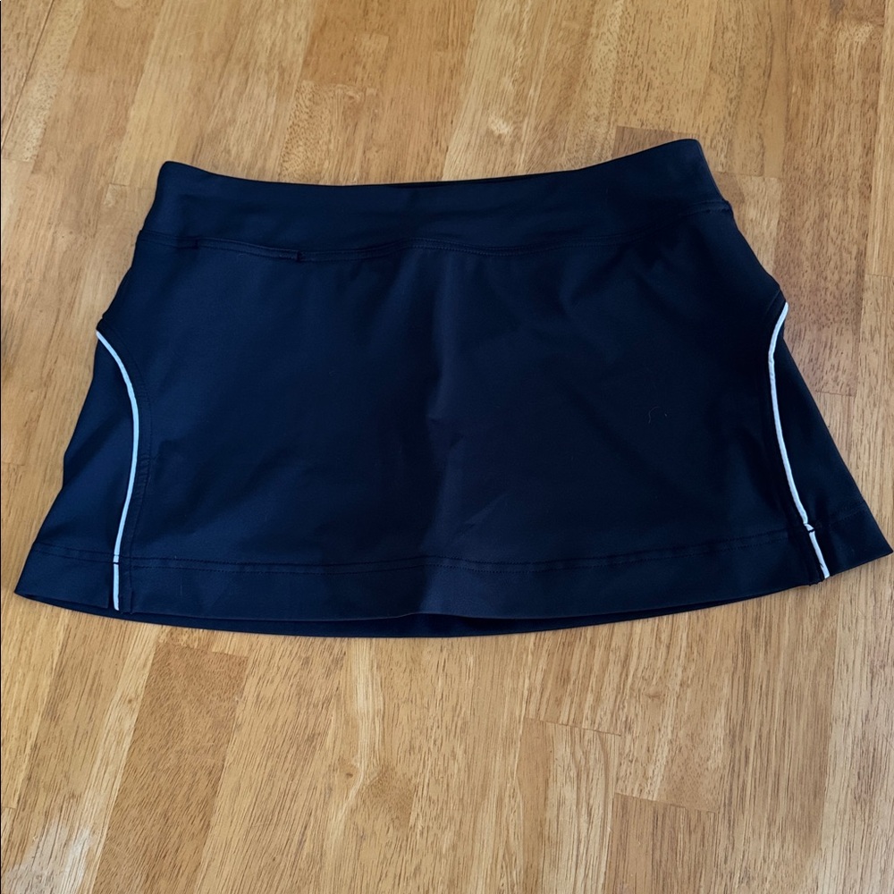 NWOT Champion Athletic Skort Size Small Tennis Running Workout White Accents